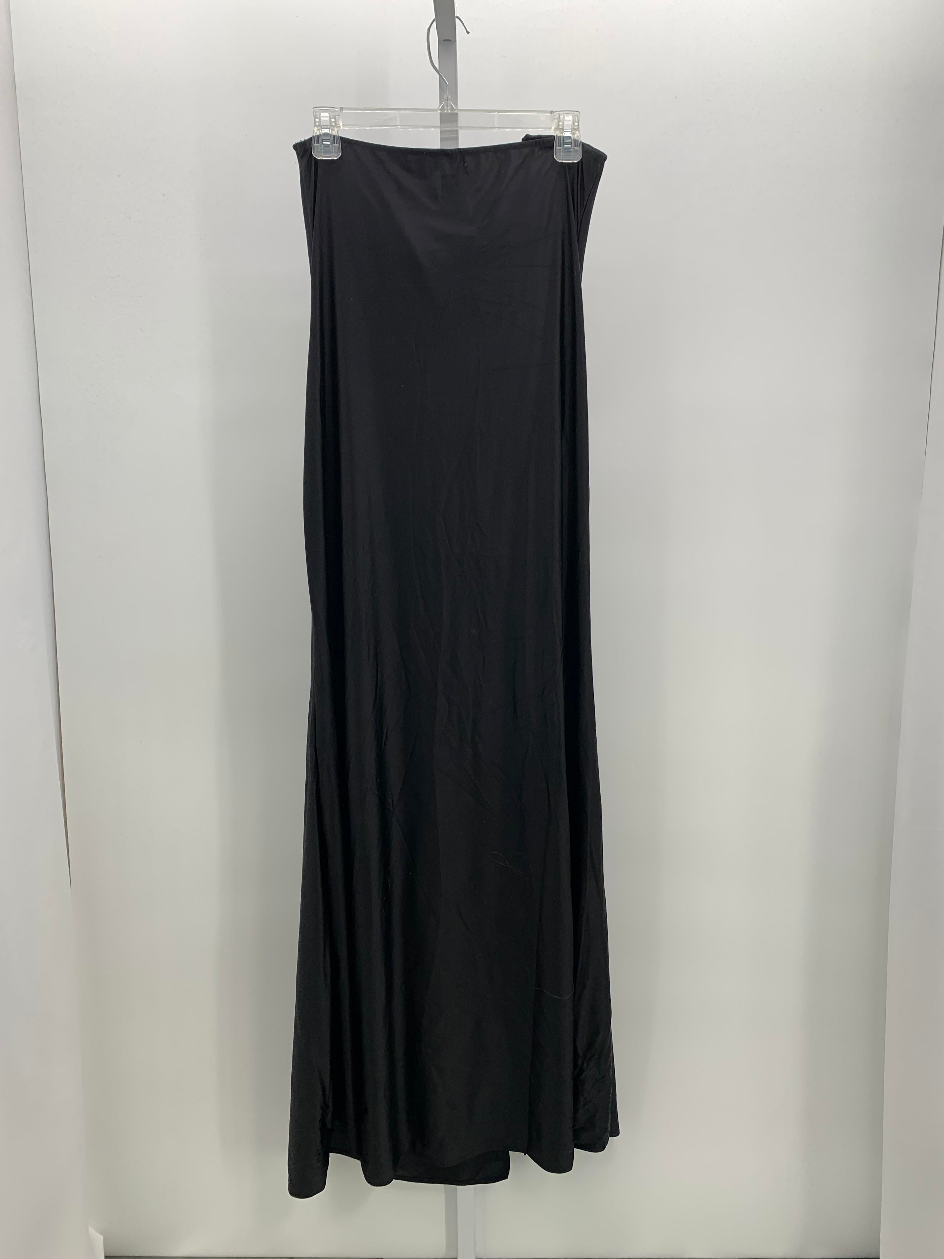 Size Large Misses Sleeveless Dress