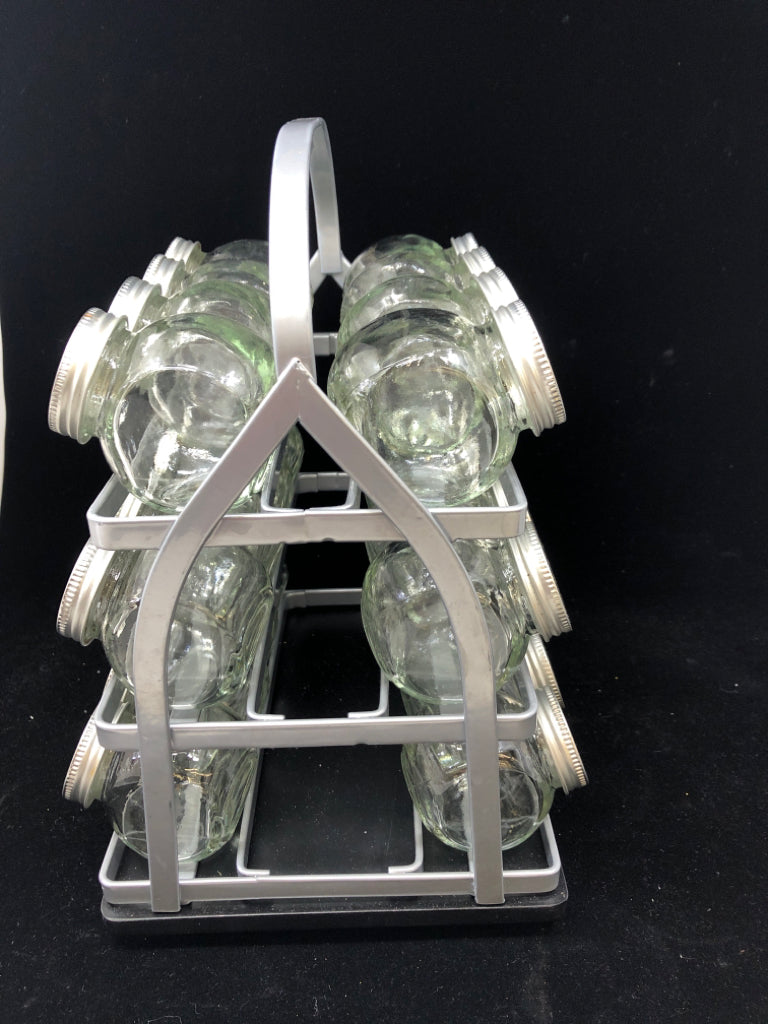 24PC GLASS SPICE JAR SET W/SPINNING RACK.