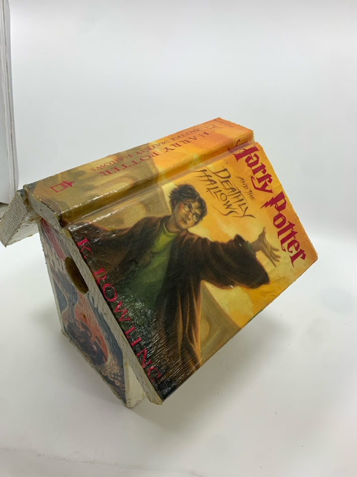 HARRY POTTER BOOK BIRD HOUSE.