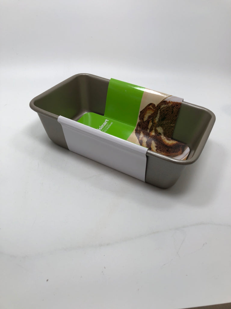 NIP CUISINART LOAF PAN.