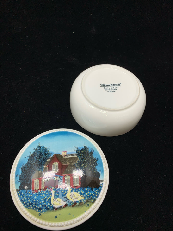 VILLEROY & BOCH GOOSE TRINKET BOX W/LID.