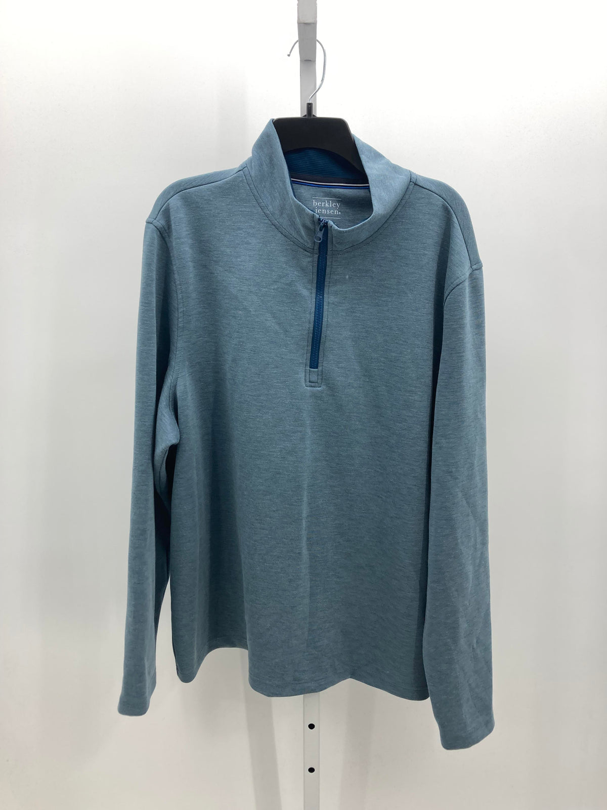 QUARTER ZIP PULLOVER