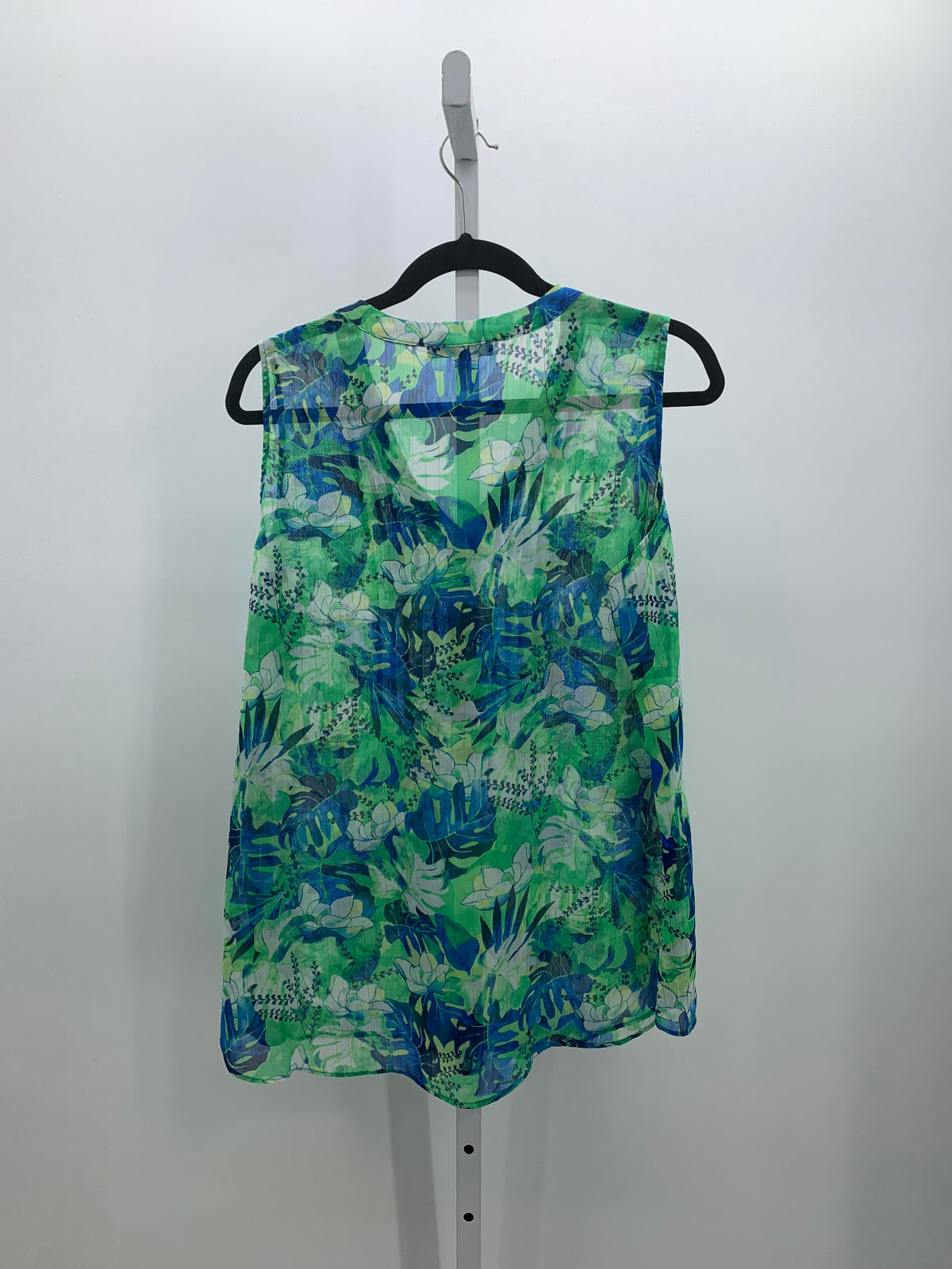 Rose & Olive Size 1X Womens Sleeveless Shirt