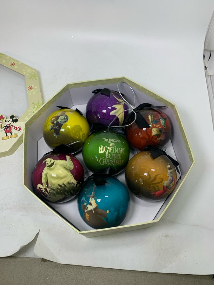 NIB VTG DISNEY STORE NIGHTMARE BEFORE CHRISTMAS BALL SET.