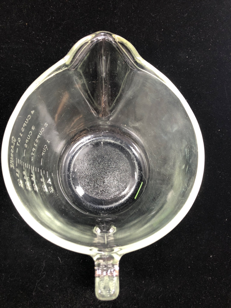 VTG GLASBAKE 4 CUP MEASURING CUP.