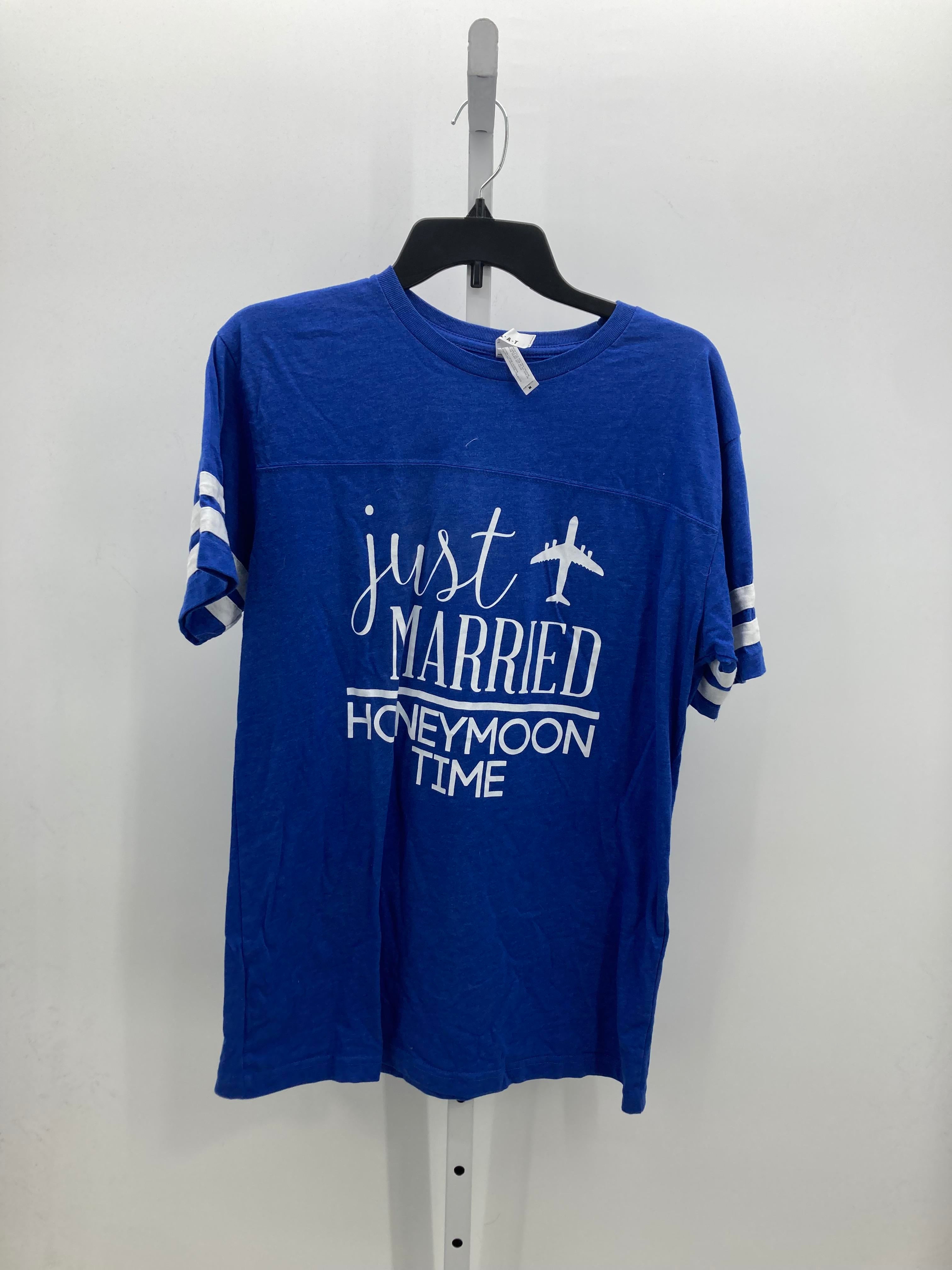 Size Medium Misses Short Sleeve Shirt