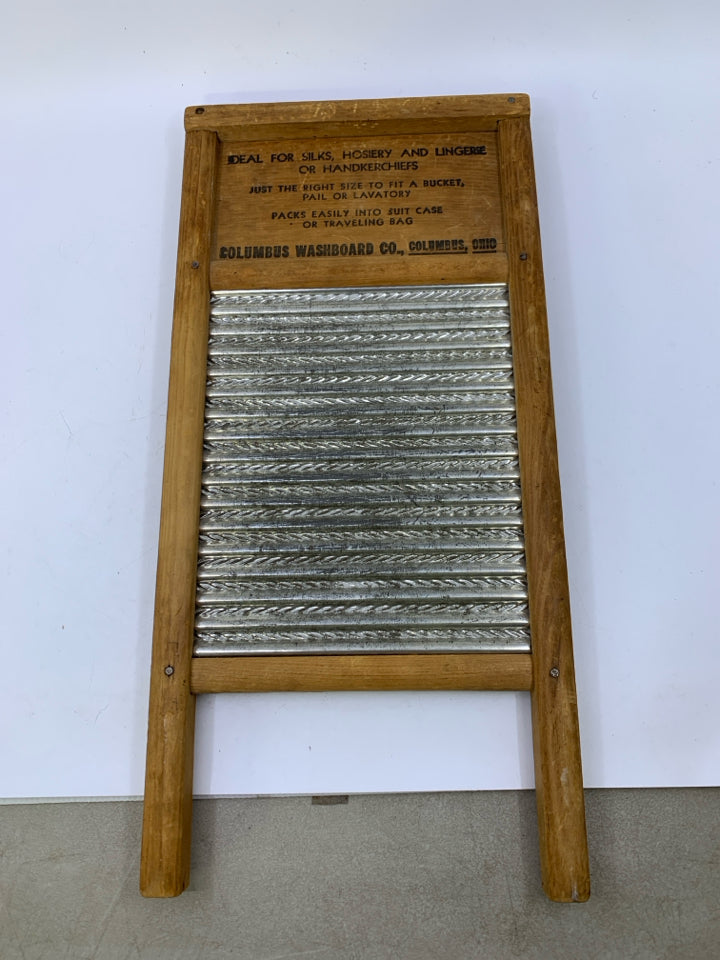 VTG WOOD DUBL HANDI WASHBOARD CO.