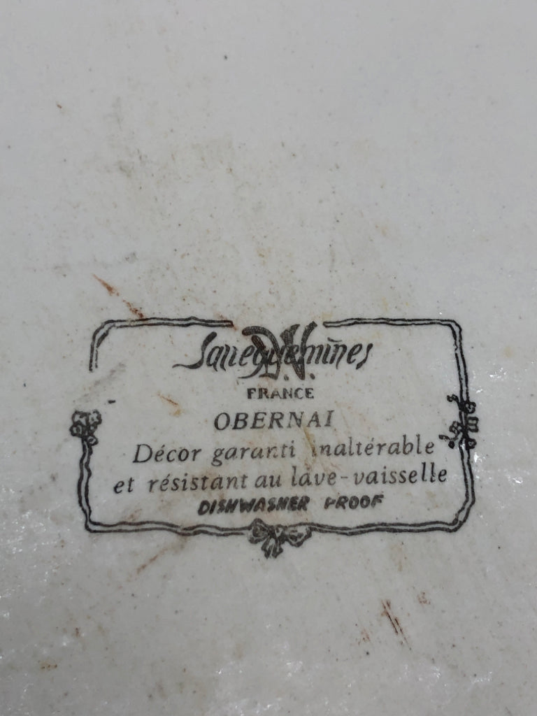 VTG SARREGUEMINES QUICHE DISH.