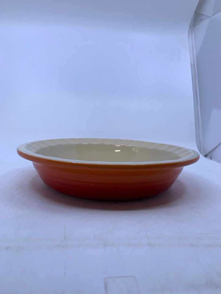 ORANGE OMBRE PIE PLATE W/ DIVET EDGE.
