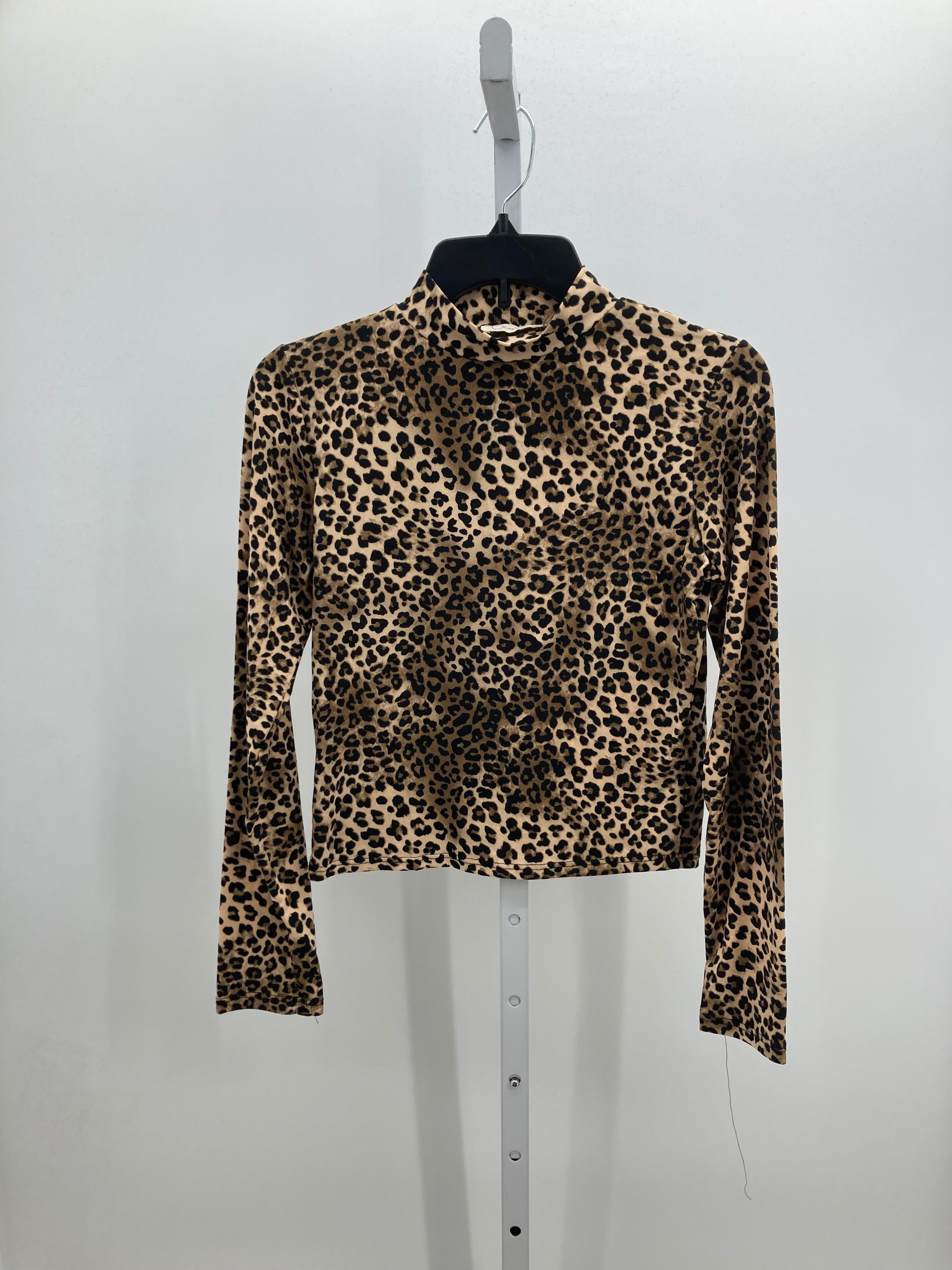 Olivia Rae Size Medium Juniors Long Sleeve Shirt