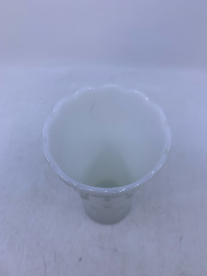 MILK GLASS VASE W/ EMBOSSED DETAILS SCALLOP EDGE.