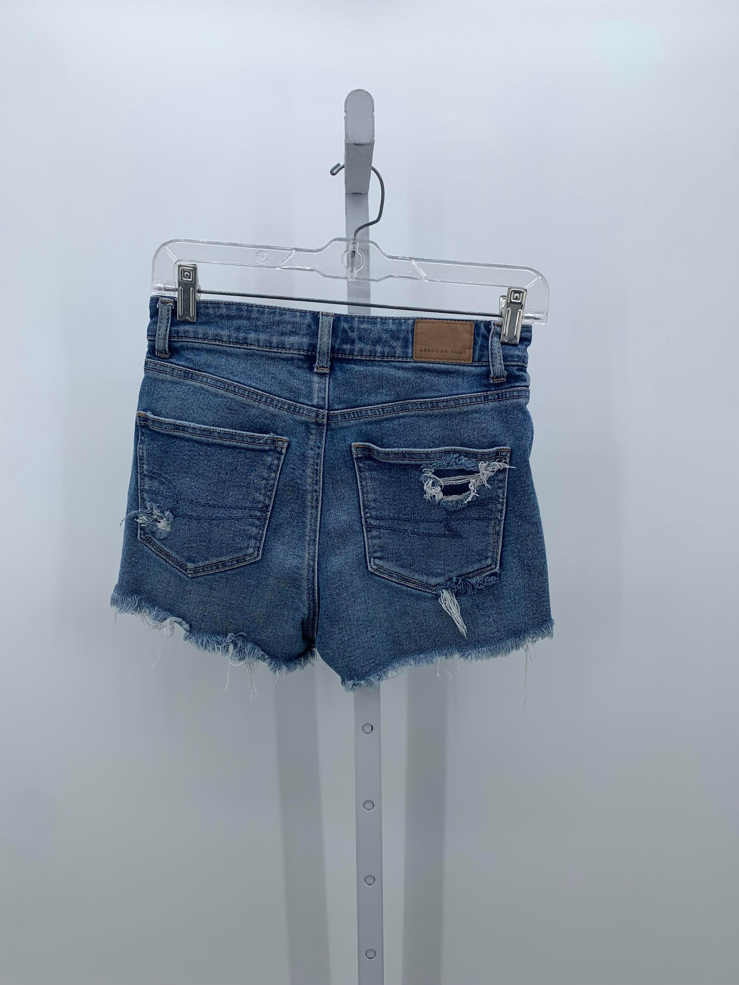 American Eagle Size 2 Juniors Shorts