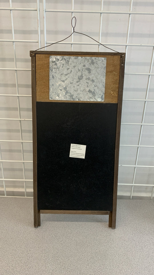 PRIMITIVE STYLE WASHBOARD STYLE CHALKBOARD W/METAL PIG CUTOUT.
