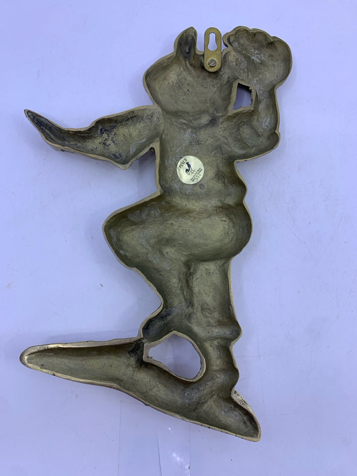 VTG GOLD METAL BASEBALL PLAYER PENCO.