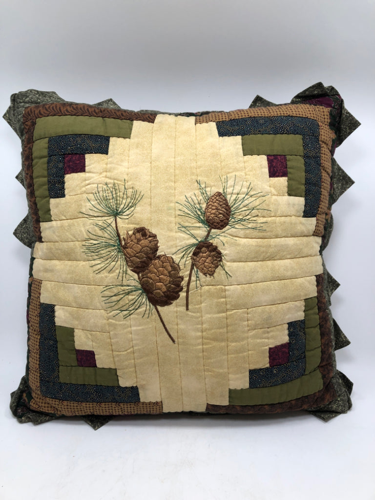 ACORN QUILTED PILLOW.