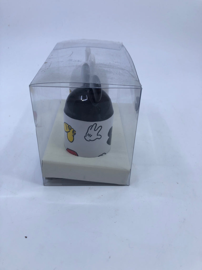 NIP MICKEY MOUSE B+W EARS S/P SHAKERS.