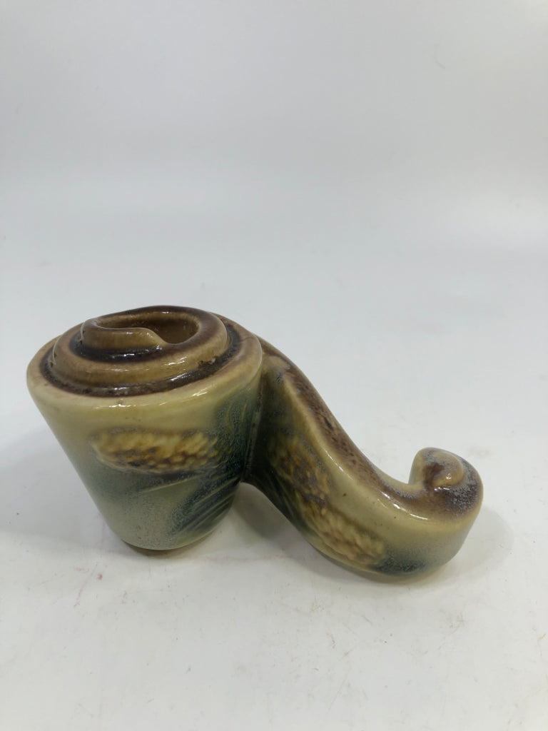 CORNUCOPIA TAPERED CANDLE HOLDER.