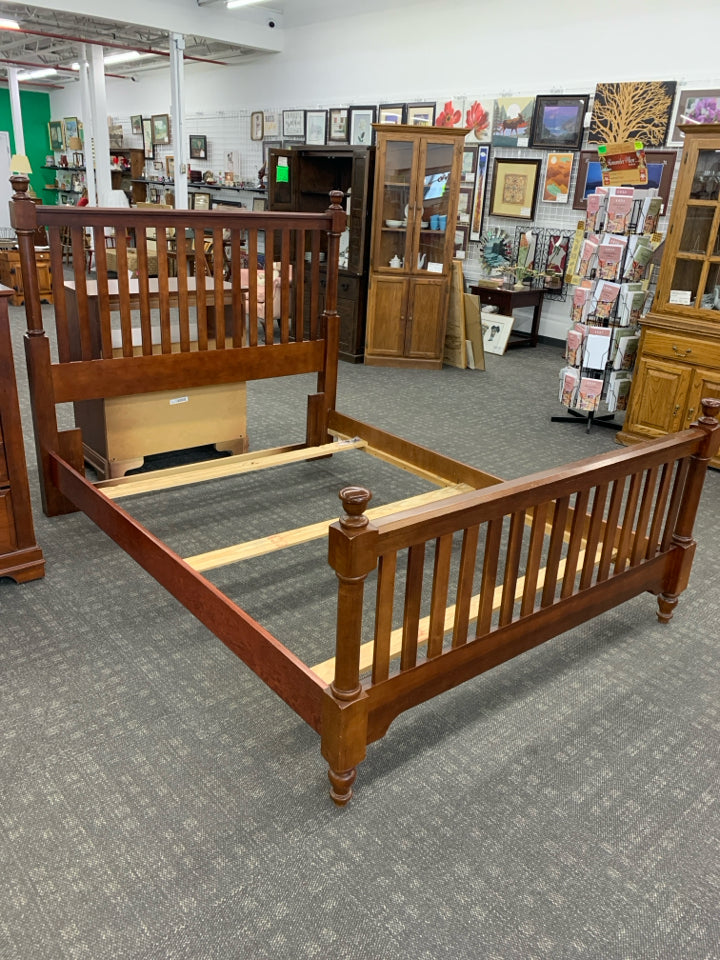 CHERRY QUEEN/FULL ADJUSTABLE BED FRAME.