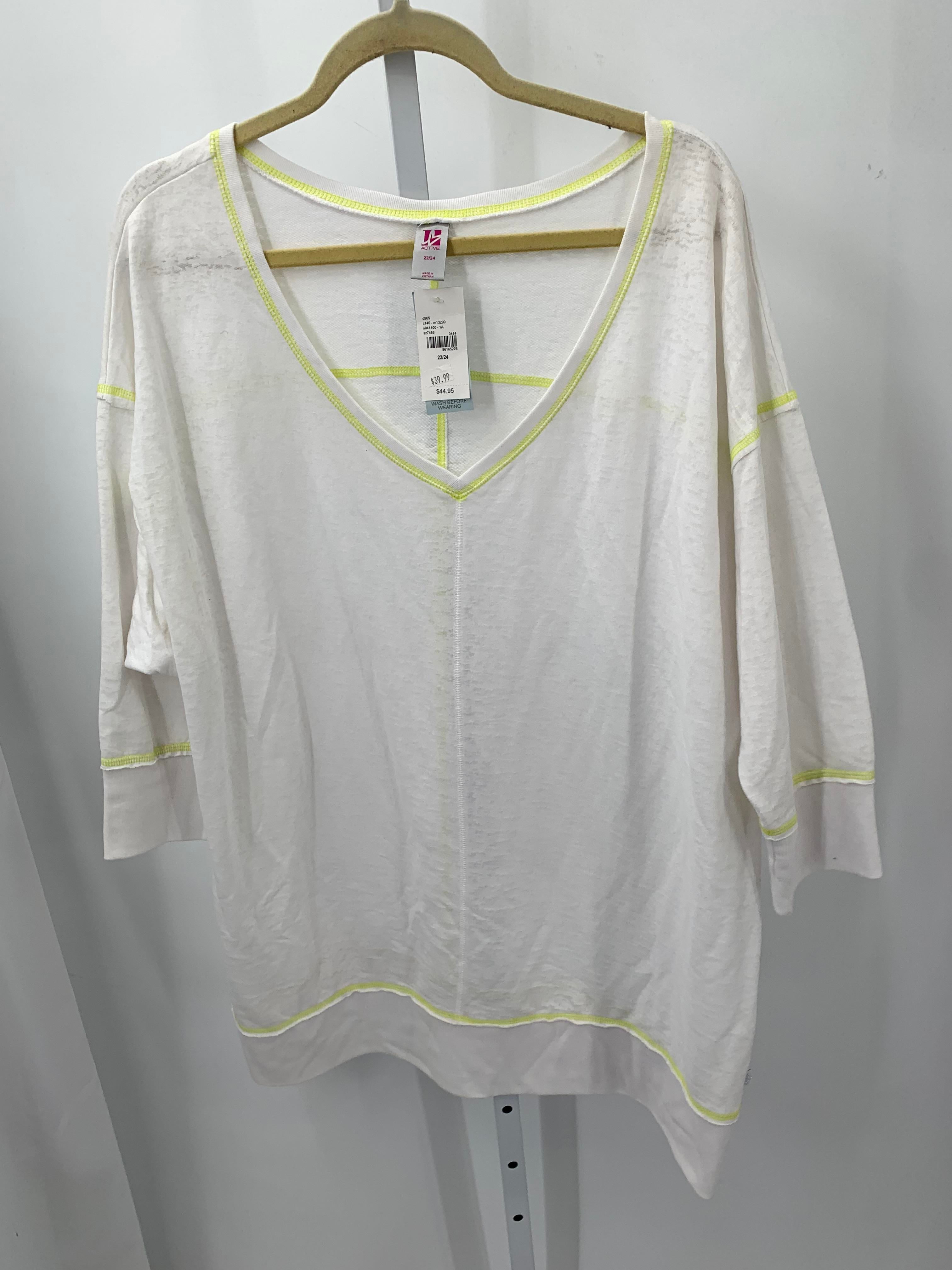 Size 22/24 W Womens 3/4 Sleeve Shirt