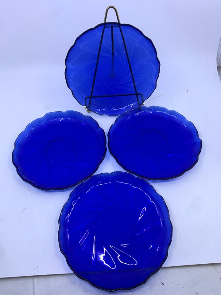 4 COLBALT BLUE GLASS LUNCH PLATES.