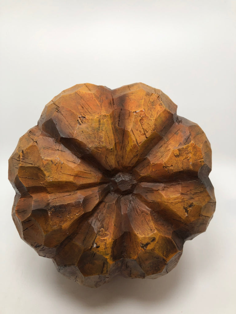 RESIN CARVED STYLE PUMPKIN W/METAL LEAVES.