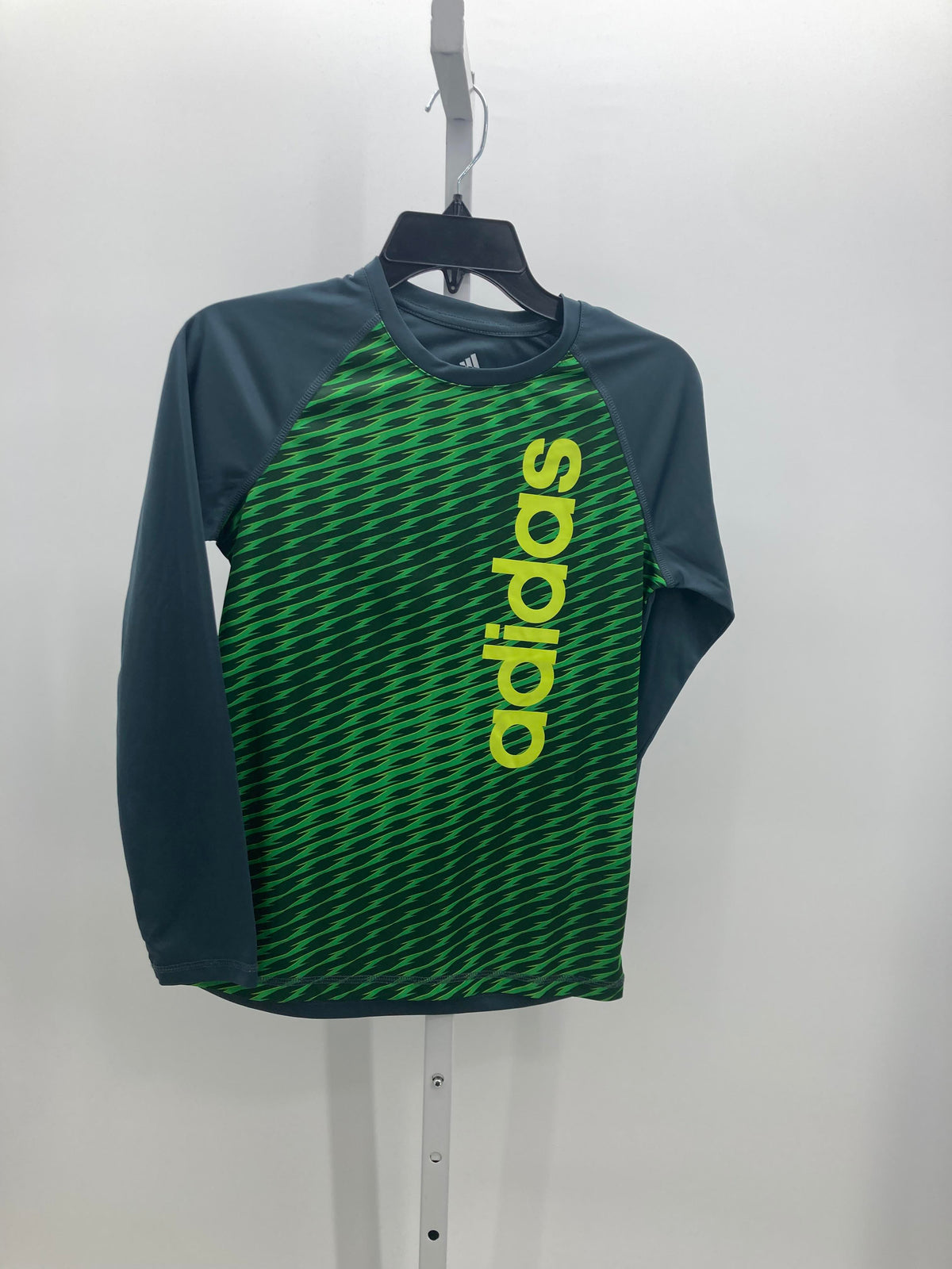 GREEN ACTIVE WEAR