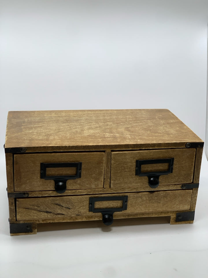 RUSTIC 3 DRAWER STORAGE BOX W/METAL HANDLES.