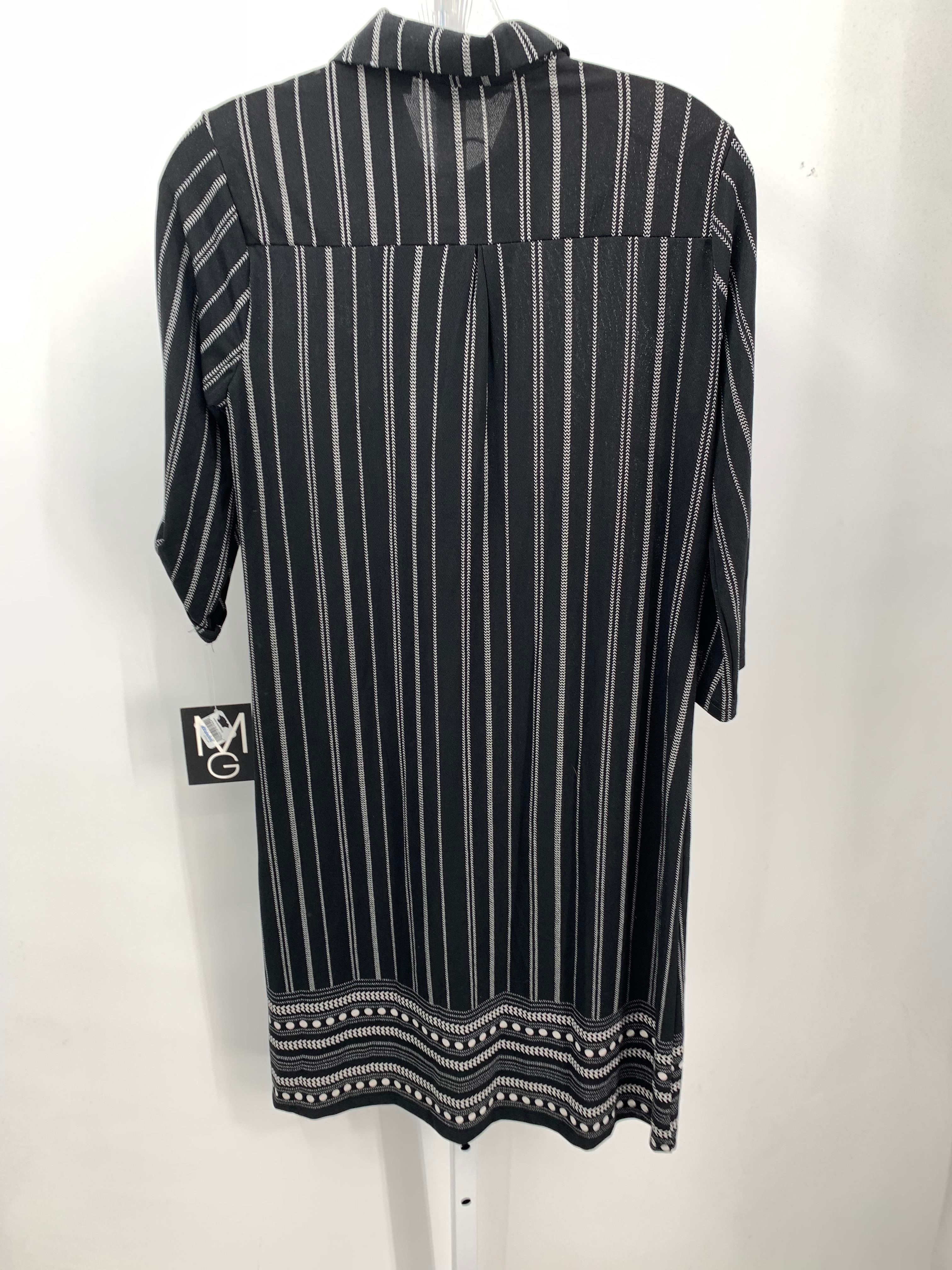 Size Small Misses 3/4 Sleeve Dress