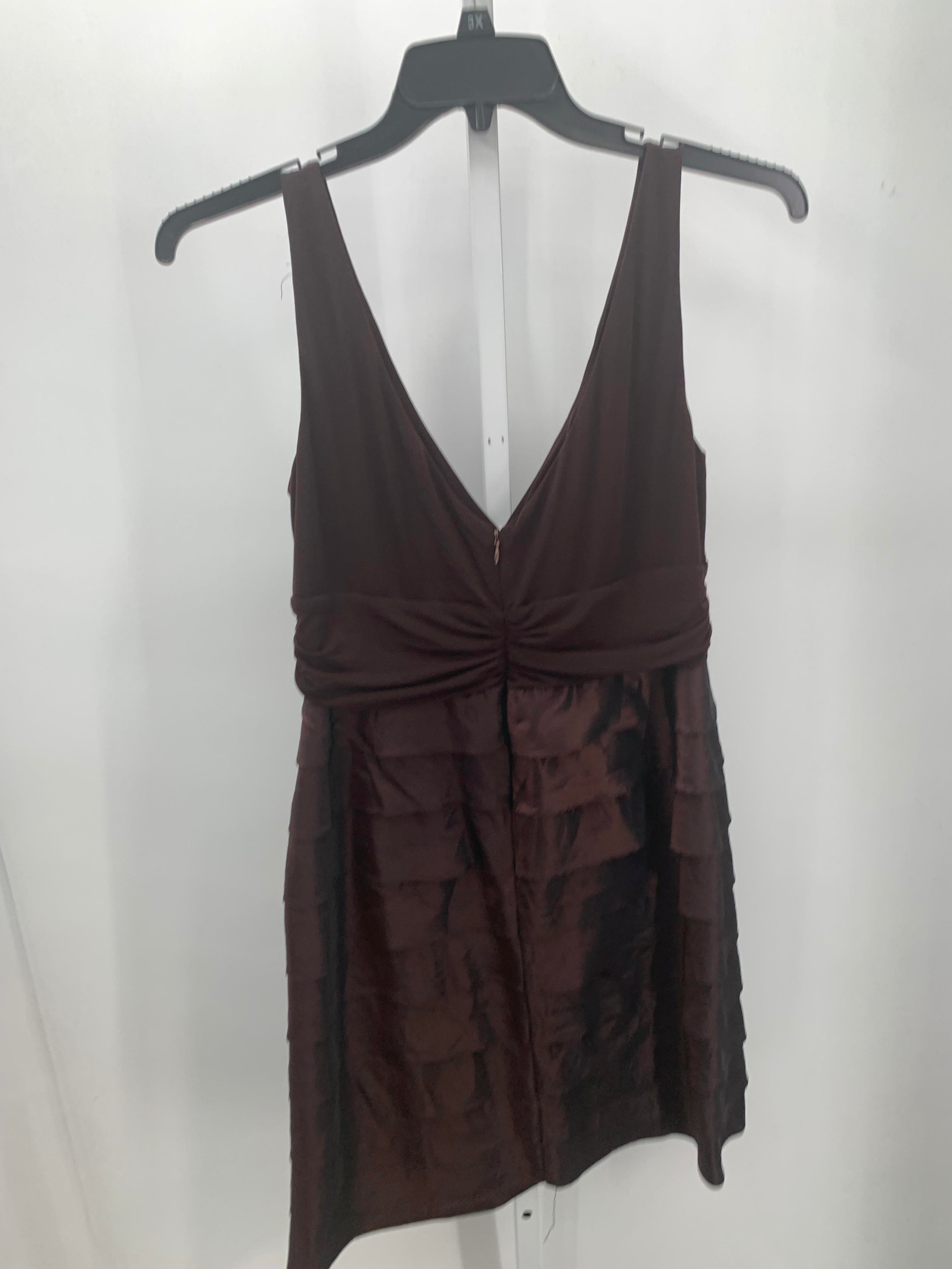 Size 16 Misses Sleeveless Dress