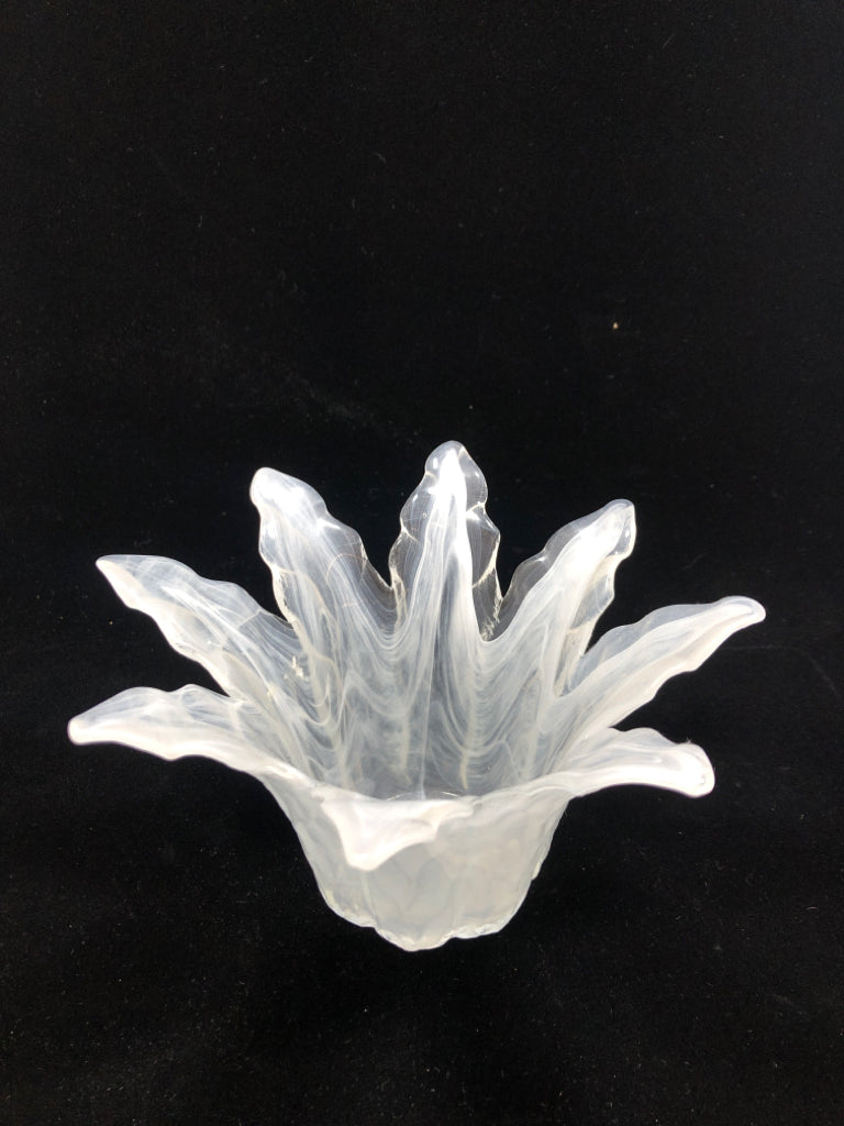 WHITE/CLEAR GLASS PETAL DISH.