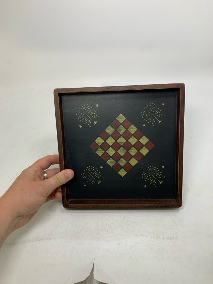 SQUARE PRINTED WEEPING WILLOW W/ CHECKERED BOARD WALL HANGING.