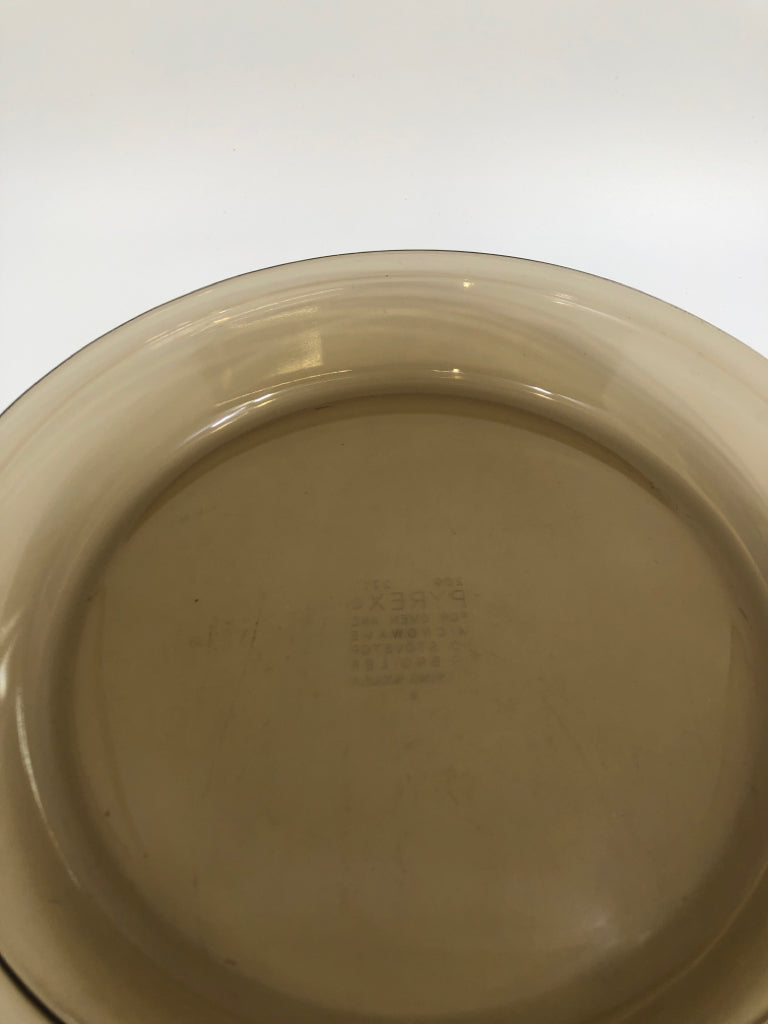 VTG AMBER SMOKED GLASS PIE PLATE.