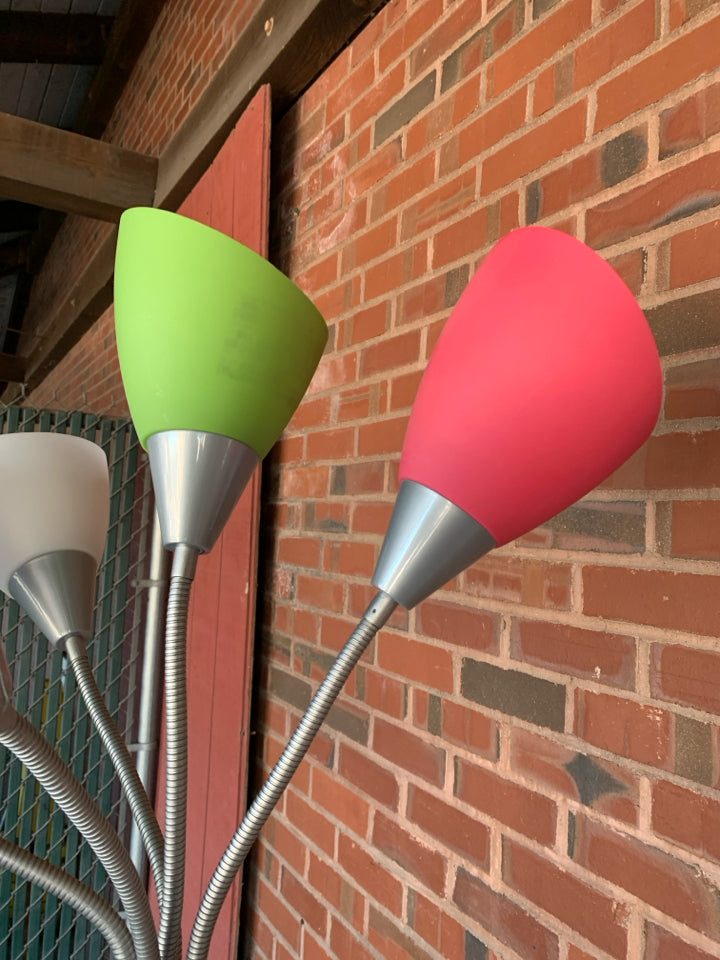 MULTICOLORED 5-BULB ADJUSTABLE FLOOR LAMP.