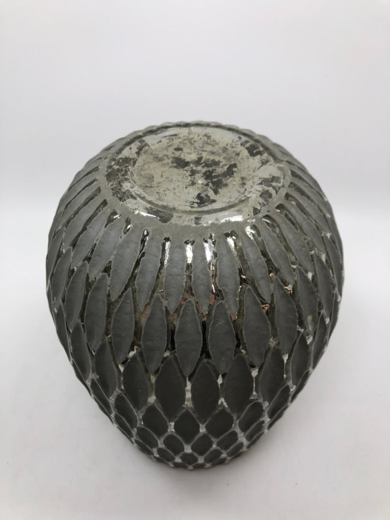 GREY MERCURY GLASS VASE.