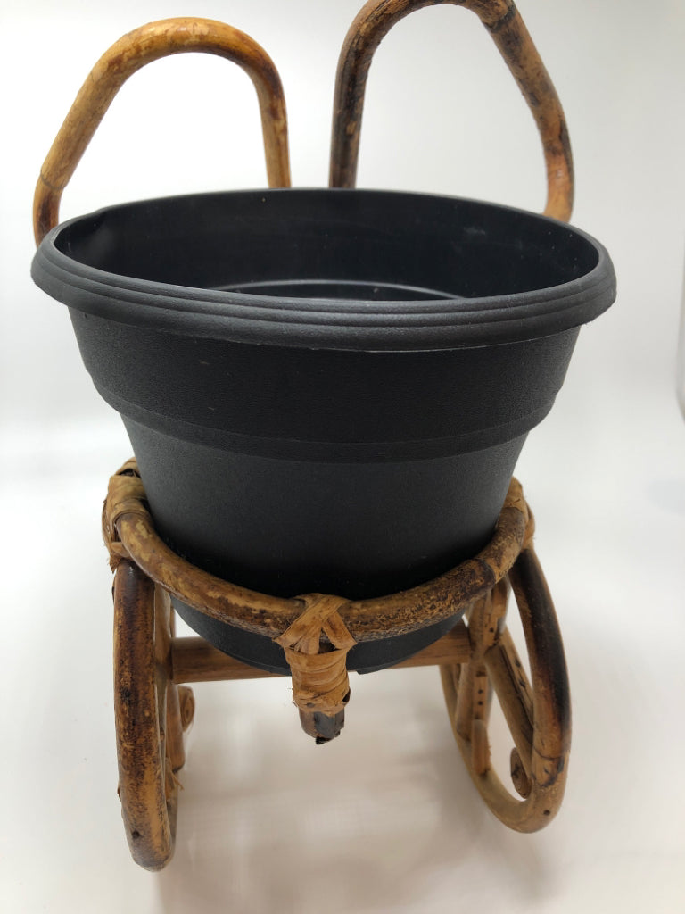 BAMBOO BICYCLE PLANTER.