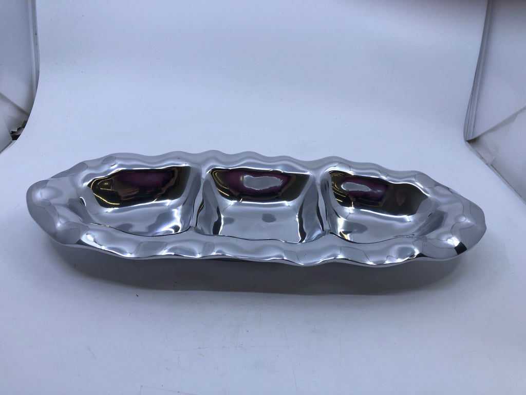 NIB LENOX 3 PART SERVER- RUFFLE.