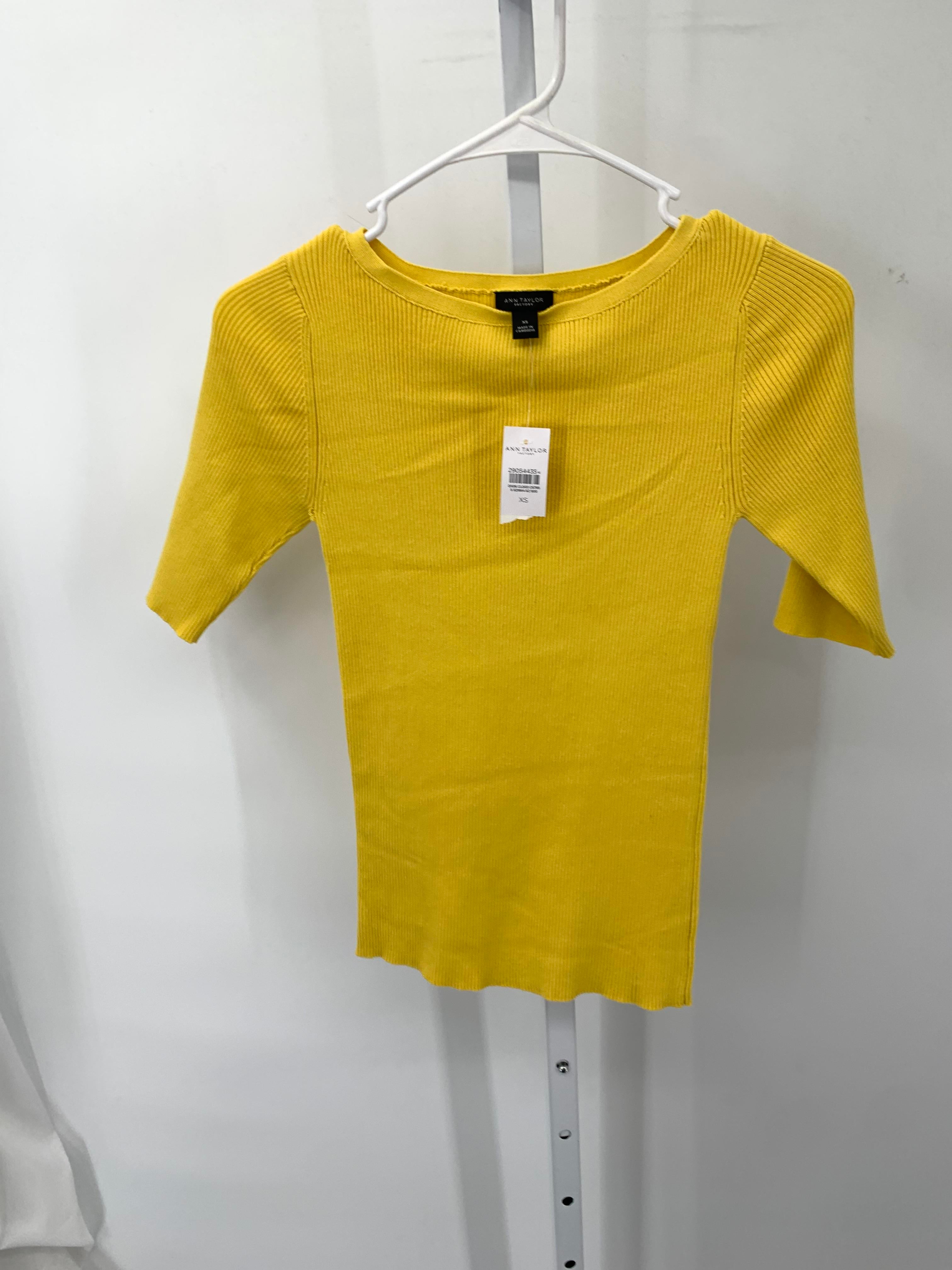 Ann Taylor Size X Small Misses Short Sleeve Shirt