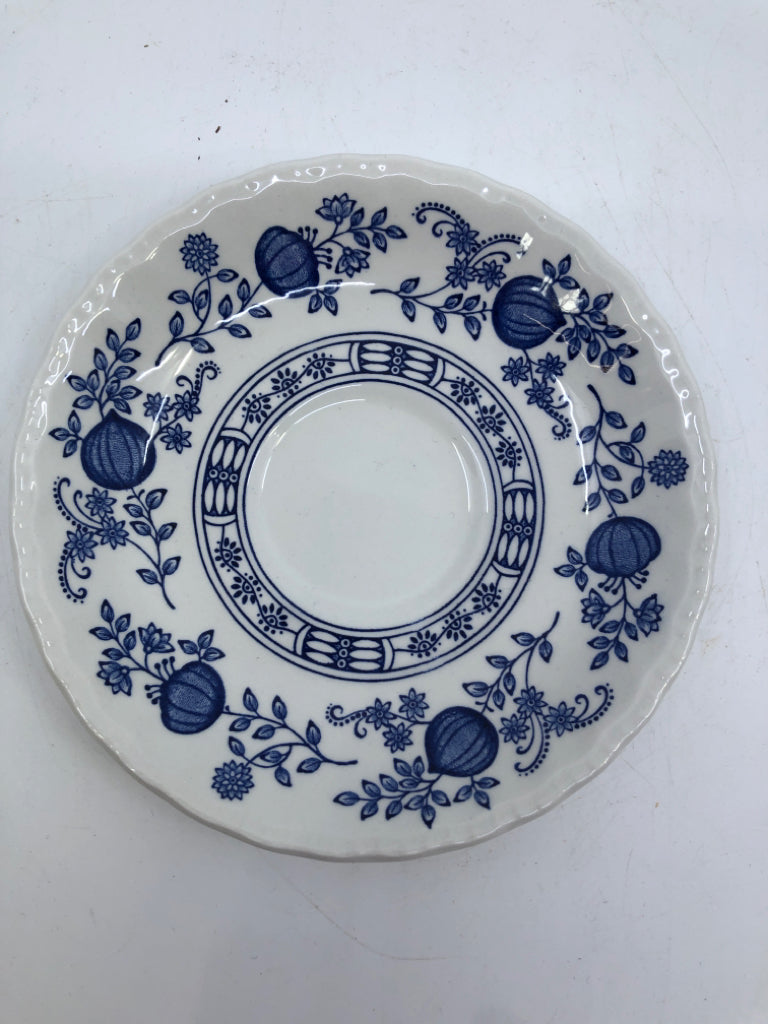 8PC BLUE HERITAGE ONION PATTERN TEA SET- 4 CUPS, 4 SAUCERS.