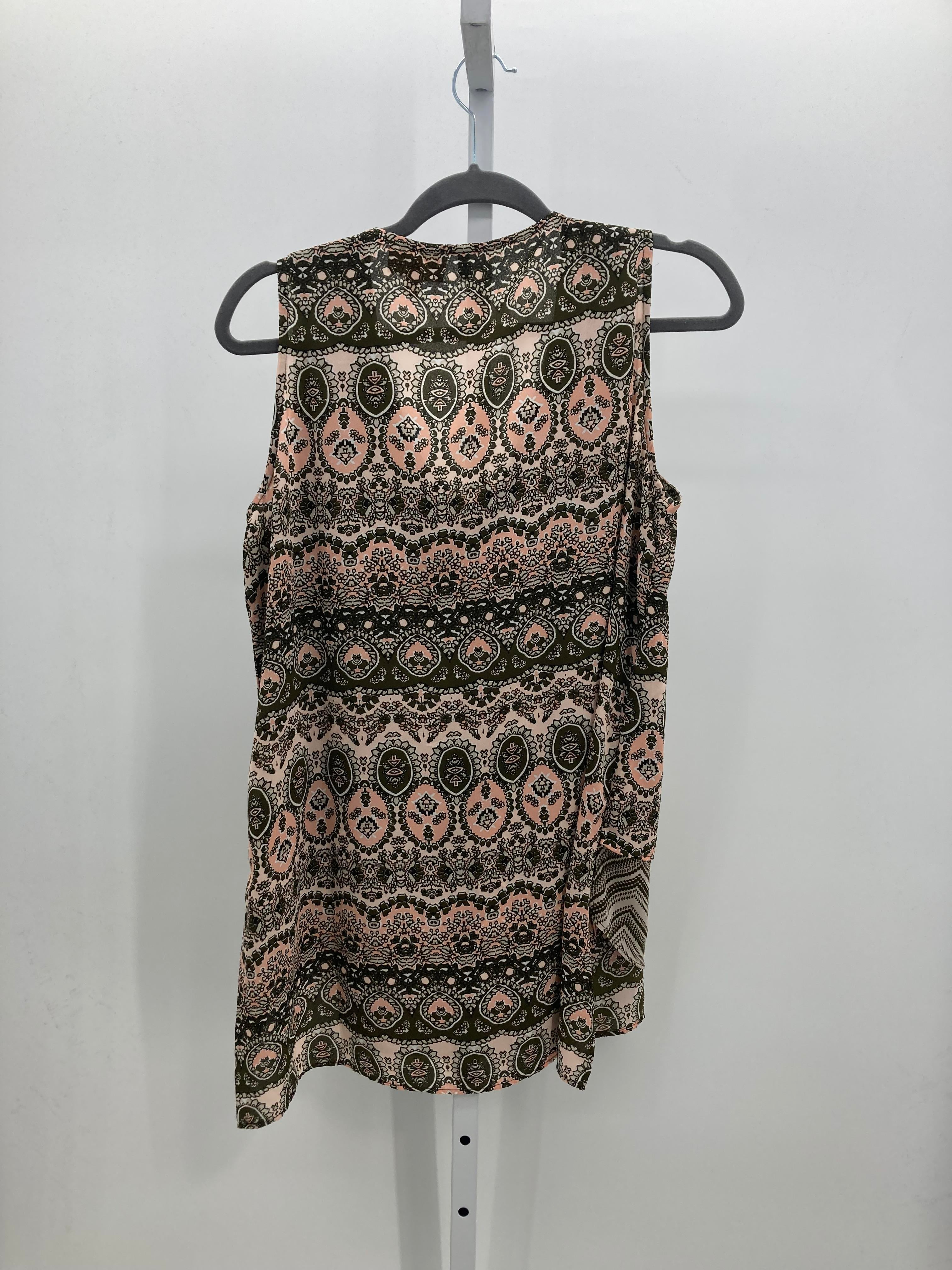Liz Lange Size Large Misses Sleeveless Shirt