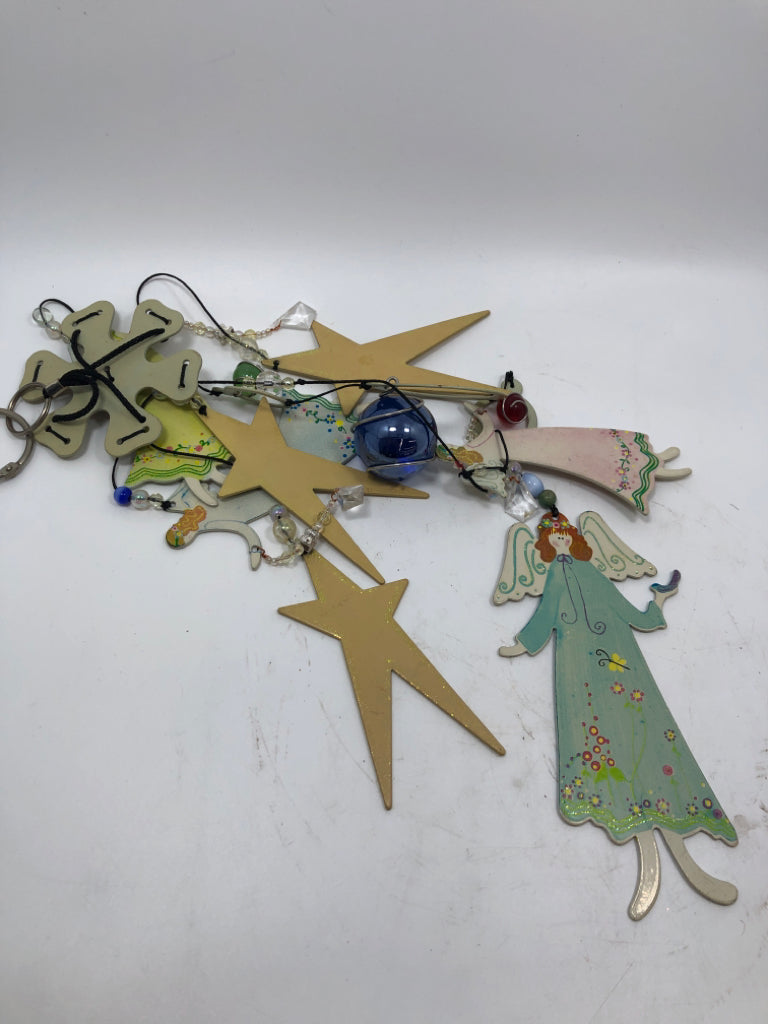 ANGELS W/GLASS BEADS WIND CHIME.
