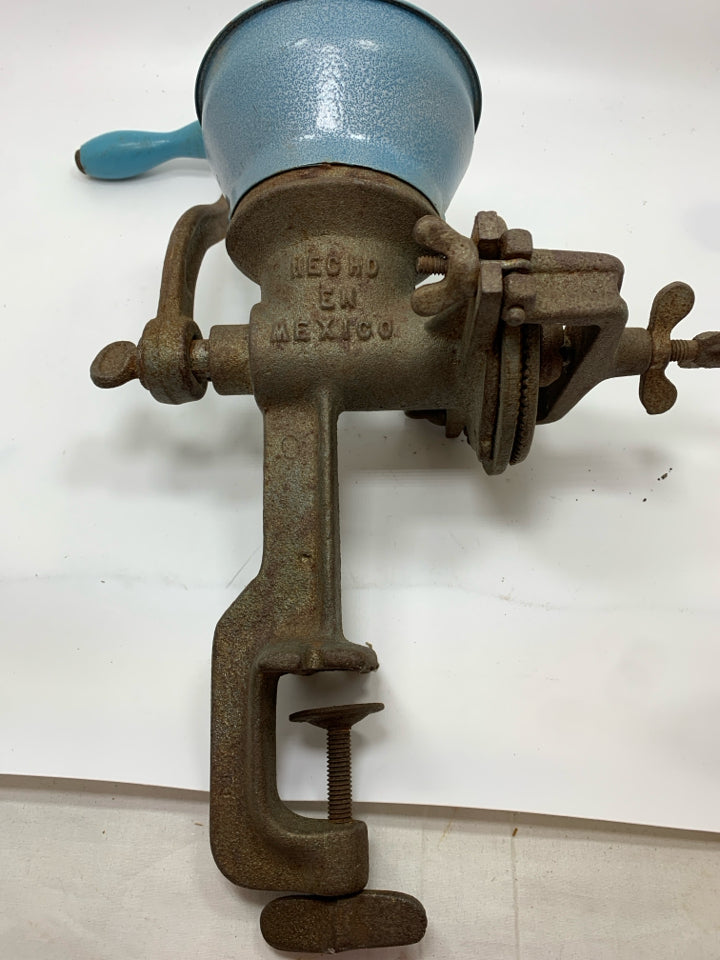 VTG METAL MEAT GRINDER.