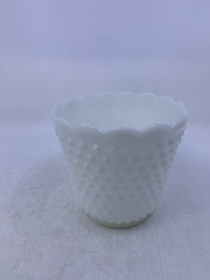 VTG MILK GLASS HOBNAIL PLANTER W/ SCALLOP EDGE.