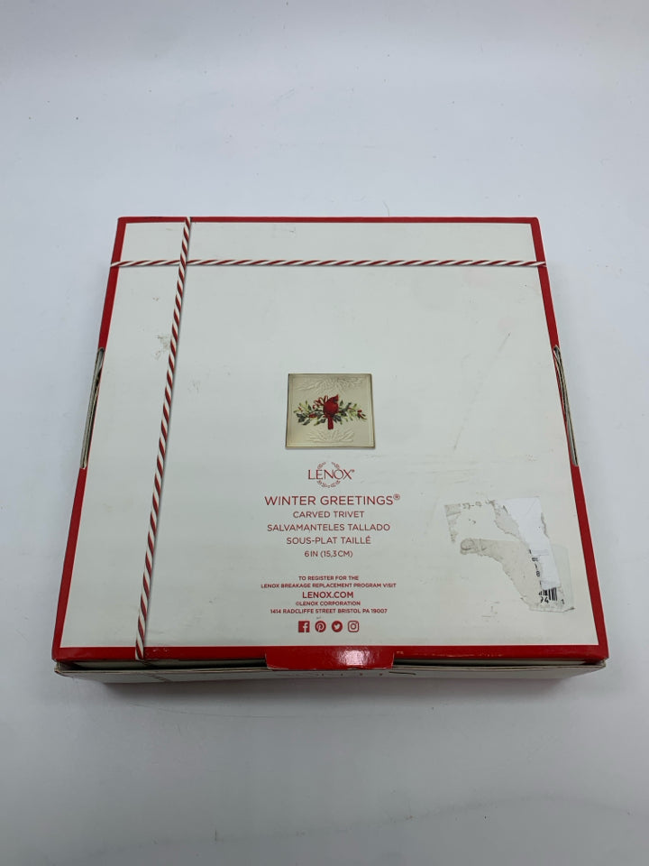 CARDINAL LENOX WINTER GREETINGS CARVED TRIVET IN BOX