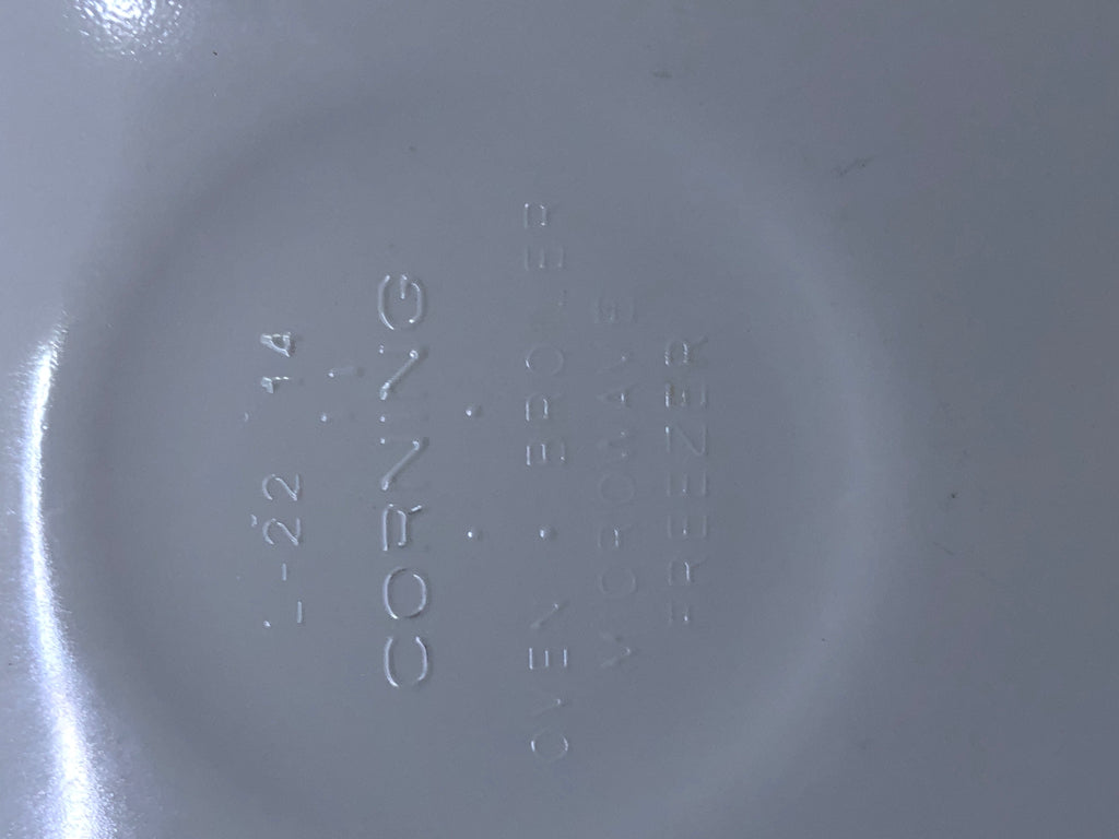 WHITE W VINE EMBOSSED SERVING BOWL.