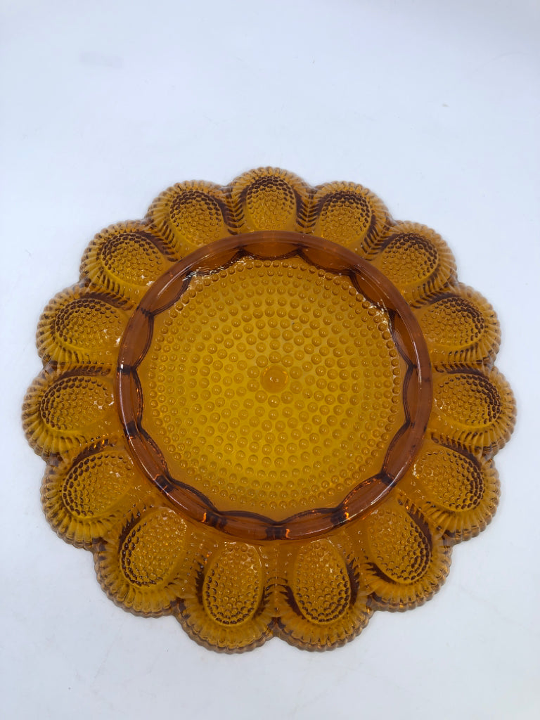 VTG AMBER GLASS HOBNAIL DEVILED EGG SERVING DISH.