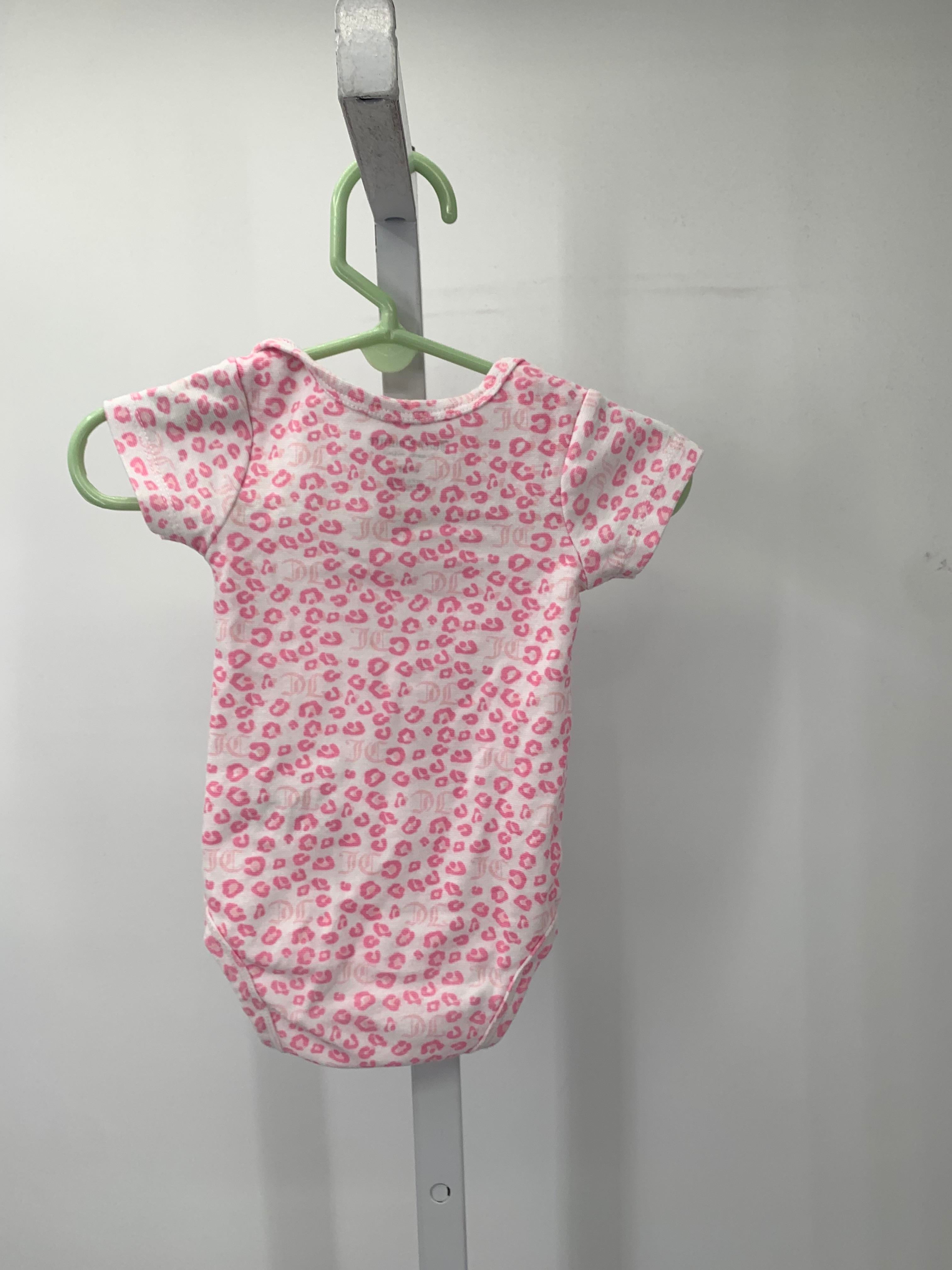 Juicy Couture Size 0-3 months Girls Short Sleeve Shirt