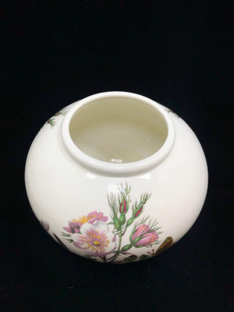 LG DOG ROSE GLOBE VASE- BOTANIC GARDEN.