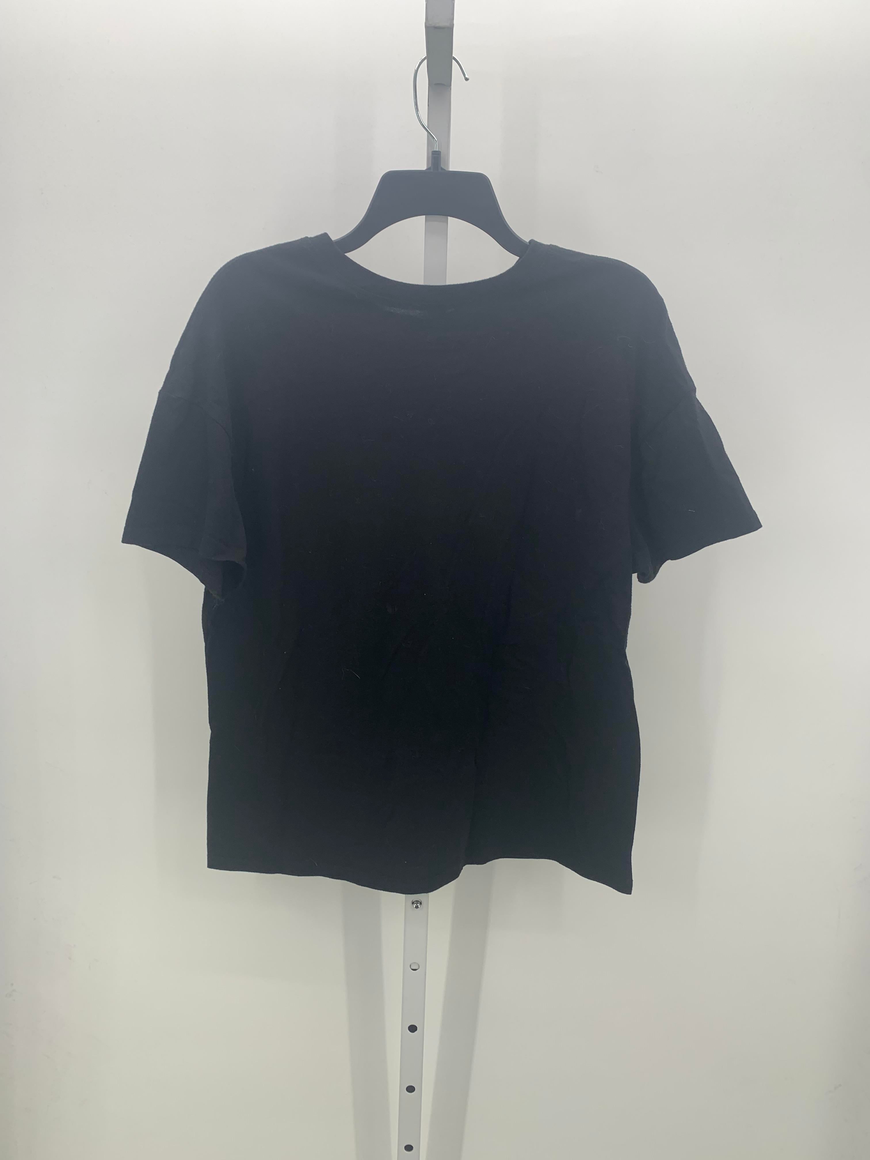 Size Extra Large Juniors Short Sleeve Shirt