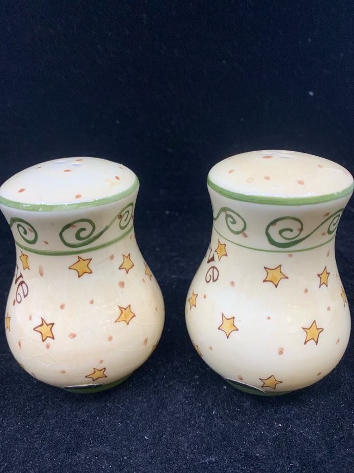 PRIMITIVE SNOWMAN SALT & PEPPER SHAKERS.