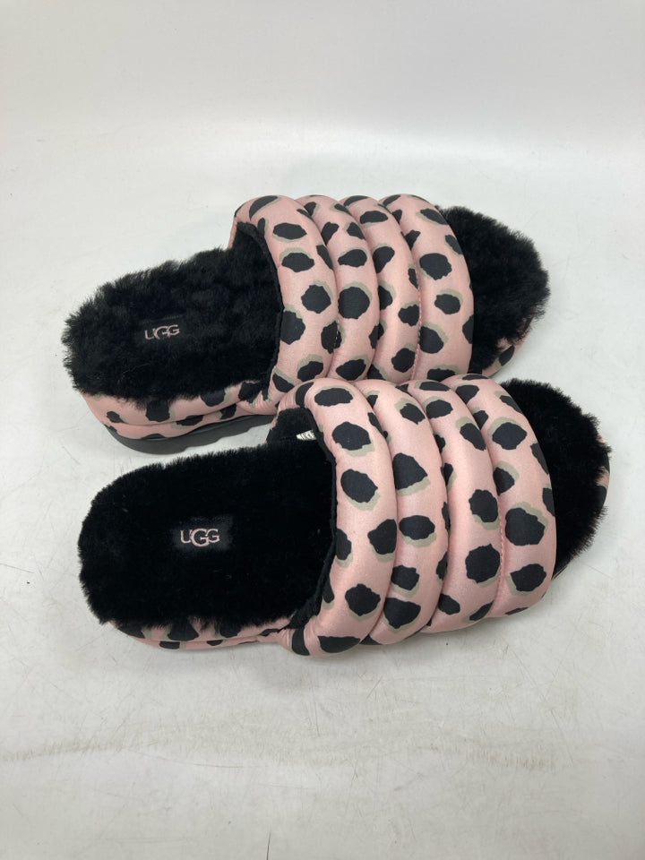 UGG 1127074 Maxi Slide Cheetah Print Sandals
